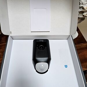 NWT Ring Floodlight Security Camera Wired